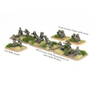 Checkpoint Charlie Panzergrenadier Platoon (x19 figures)-TGR722