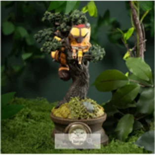 My Neighbor Totoro - Diorama table clock Mei, Satsuki & Chatbus in the pine tree-BENELIC-51879
