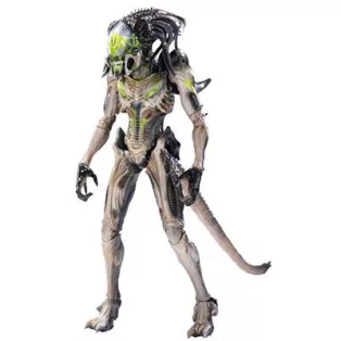 Alien Vs. Predator: Requiem Battle Damage Previews Exclusive Predalien 1/18-Scale Figure-FEB222505